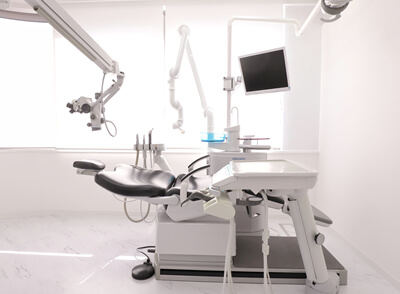 最新の歯科医療設備と医療機器